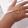 Braccialetti a maglie Stile punk Anello da dito Anello a catena a mano Imbracatura per donne schiave Braccialetti a cuore per