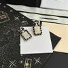 Projektanci mody Brass podwójne litery Stud Geometryczne Projektant Kolczykie dla kobiet Crystal Rhinestone Copper Earring Party Wedding Party