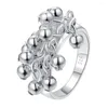 Kluster ringar super deal främjande grossist silver pläterad ring druvklocka stil mode klassiska bollar kvinnor fest lady xmas gåvor