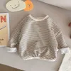 Tシャツハリロの男の子長袖Tシャツ縞模様の綿春の子供たちトップスティーカジュアル幼児服230422