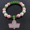 Strand Greek Sorority and Sister Society Emamel Charm Pendant Pink Green White Pärlor Personligt armband