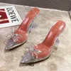 Chaussures habillées Designer Femmes Pompes Cristal PVC Transparent Bout Pointu Strass Bowtie Talons Hauts Chaussures De Mariage Talon Clair Slingbacks Pompes