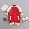 Strampler Patchwork Baby Jungen Kleidung Baseball Uniform Brief Overall Für Kind geboren Overalls Säuglingsspielanzug Frühling Herbst 231122