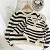 Aile Eşleşen Kıyafetler Aile Eşleştirme Üstleri Anne Kızı Sevimli Sweater Klasik Stripe Mommy Son Sweater Taşaran Düğme Ceket Aile Bakıyor 231122