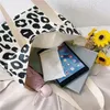 Bolsas de noche Monedero de gran capacidad Carteras Maquillaje Bolsa de cosméticos Leopardo Caballero Tote Bolsos de mujer Lienzo Hombro Momia