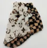 Wysokiej jakości ubrania dla psów jesień i zimowy dwustronny płaszcz futra misia Schnauzer Pomeranian Chihuahua Pet Fashion Ubrania