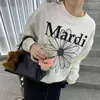 MARDI NIEUWE Little Daisy Print Letter Round Neck Sweatshirt