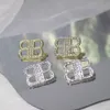 Smycken BB örhängen Internet Kändis nischdesign med diamant inlagd dubbel B-bokstäver örhängen ljus lyxig modern lyxig eleganta örhängen