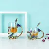 Kubki Blue Rose Glass Cup Emalia Cryształ Kubek Flower Tea Glass Wysokiej klasy kubek z ręcznikiem Prezent na kochanek urodziny ślub 231121