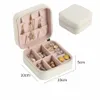 Petite boîte à bijoux carrée de voyage, organisateur de bijoux Portable pour boucles d'oreilles et colliers, coffret cadeau