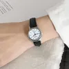 Montres-bracelets Minimaliste Simple Exquis Femmes Casual Montres Toile Bande Ultra Mince Dames Quartz Montre-Bracelet OL Style Femme Montre Heures