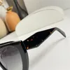 10A Designer Monochrome PR 15WS Solglasögon för män eller kvinnors svartvitt färgmatchningsram Pink Brown Fashion Shopping Women Glasses Casual Party Style med B