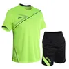 Tute da uomo Set ad asciugatura rapida Tuta da uomo Abbigliamento sportivo Manica corta Fitness Basket Tennis Calcio Taglie forti Abbigliamento da palestra180n