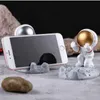 Decorative Objects Figurines Office Desk Decoration Nordic Style Astronauts Mobile Phone Stand Holder Ornaments Resin Spaceman Bracket Toys Gift 231122