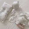 Poduszki bawełniane miękka dziecko poduszka do spania kreskówka niedźwiedź nadruk niemowlę śpiąca ochronę głowy Poduszka Poduszka Poduszka Born Bedding 230422