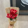 オープンチューリップ手編集のウールシミュレーションフラワーフィニッシュバレンタインデーマザーの偽のブーケが家に帰る装飾的な花