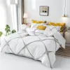 Conjuntos de cama Roupa de cama Euro Branco Conjunto de cores para adultos Queen Size Padrões de xadrez Drap de Lit Beddings e King Size28256G