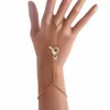 Link pulseiras estilo punk anel de dedo mão corrente arnês escravo feminino coração pulseiras para