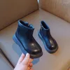 ブーツ2023年秋の子供の足首のための女の子のファッションプリンセスシューズプラットフォーム子供幼児ブラックレザー