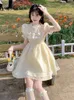 Spetsar ruffles kawaii puff hylsa mini klänningar girly vestidos sommar söt stil prinsessa lolita klänning kvinnor elegant