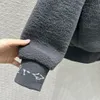Designer di giacche da donna Milan Runway 2023 Nuovo marchio di abbigliamento a manica a manica lunga per tartaruga invernale autunnale