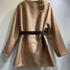 Pelliccia da donna Pelliccia sintetica Abito da donna Metallo monopetto scollo tondo Cintura in pelle Vita Cammello Cappotto di lana Giacca a vento Manica lunga Giacca di media lunghezza 231109