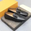 Designer Kierowca Moccasin Męski designerski buty do jazdy oryginalny skórzany poślizg na sukience buty męskie ludność swobodne buty z kolorowymi gumowymi podkładkami koronki rozmiar 38-46 17 17