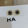 Fashion 2023 Pearl Stud Earrings Designer Brand Jewelry Women Diamond Dangle Earrings Charm Spring Engagement Party Family Gift Earrings Gold Jewelry Wholesale