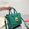 Цепочка Little Vbuckle Valenteno Sagn Sack v Lady Miniloco Cowhide Handheld Classic Bags Кожа 2024 Одна новая женская модная кошелька кожи I1H4 I1H4