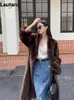 Женский меховой мех Lautaro Winter Long Vintage Elegant Luxury Chic Clear Теплый мягкий коричневый пушистый фальшивый меховой пальто Женщины v Nece Furry Overcoat 231121