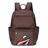 Trendy Shark Backpack Fashion Classic Checker Męski plecak na świeżym powietrzu Torba do przechowywania Torba Torba Męska 230423