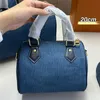 Sac d'oreiller en denim Sac fourre-tout de grande capacité Sac à main à fermeture éclair pour femmes Sacs à bandoulière classiques avec fermeture à glissière Pochette de voyage avec sangle en cuir amovible