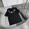 Mäns plus tees polos designer halsband tryckt t-shirt par kort ärmmask rött mönster mode personlighet stilig 1mnu