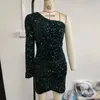 Basic Casual Dresses Yissang Elegant Dress Black One Shoulder Sexy Cocktail Summer Fashion Irregular Sleeveless Sequin For Party 231123