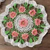 Tovagliette da tavola 35cm Biancheria da letto in pizzo ricamato a mano rosa rotondo Fiori 3d Copertura universale per caffè in cotone per matrimonio e Natale