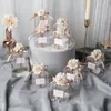 Scatola di caramelle trasparente 6x6x6 cm con nastro di fiori artificiali Souvenir di nozze per gli ospiti Scatola di cioccolatini opachi per confetti per il battesimo