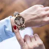 Armbanduhren Schmetterling Damenuhr Freizeitstil Schmetterlinge Zarte Frauen Exquisite Ornament Pu Hautfreundliche Frau Weibliches Handgelenk