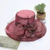 Dames elegante kerkhoeden damesjurk bruiloft organza hoed kentucky derby hoofddeksel brede boordkap zwart geel beige rood paars wit 20 kleuren