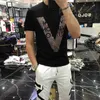 Erkekler Tişörtler Tasarımcı Yeni Mercerize Pamuk V-Patter Tasarımcı Erkek Slim Rahat Tees Siyah Beyaz Moda TrShort Sleve Giysileri M-4XL Y6U5