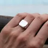 Anéis de cluster Anel de sinete quadrado de prata esterlina gravado personalizado para homens