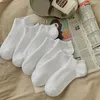 Herrstrumpor 5 par/Lot Low Cut Men Solid Color Svart Vit andas bomull Bekväm Sport Sox Male Kort fotledslitage