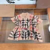 Poncho per ragazze lavorato a maglia di lusso Autunno check abiti firmati per bambini Taglia 100-160 Giacca per bambini con decorazione a mezza cerniera Nov25