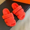 Luxury designer fur slippers Trendy fur slides sandals women Men Fluffy shearling Wool flat bottom slippers Winter fashion outdoor loafers 35-46 box