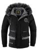 Męskie kurtki męskie wyściełane zimowe wyściełane modne trend z kapturem bawełniana kurtka zewnętrzna wiatroodporna stała kolorowa kurtka 231122