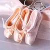 Keychains Handmade Mini Ballet Shoe Keychain Gift Satin Pointe Shoes Key Ring Schoolbag Bjd Doll Pendant
