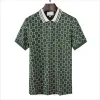 Herrpolo tshirt sommar andas av high end affär casual polo krage kort ärm t-shirt topp av linjen tryck designer mans tee stuga kläder tees