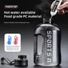 Garrafa de água 2.7 / 1.7L Grande capacidade Sport Water Bott Drinking Cup com Sca Portab Drop-Proof Outdoor Fitness Gym Water Bott para homens Q231123