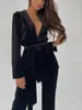 Tweedelige damesbroek OL Elegante fluwelen pakken voor dames 2 set outfits Lente CHIC Kleding Lace-up top en sets streetwear 231123