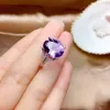 Cluster Rings Original Design Diamond Amethyst Ladies Ring Oval Cut Surface Justerbart glittrande ljus Luxury Charm Silver smycken