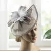 Geniş Memul Şapkalar Fascinators Hat Çiçek Örgüsü Vintage Çok Portpozlu Tüyler Kokteyl Partisi